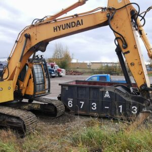 2016 Hyundai Robex 300LC-9A Excavator