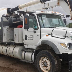 2006 International 7600 T/A Vac Truck