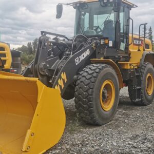 2025 XCMG XC938 Wheel Loader