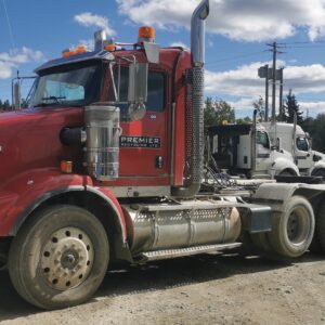 2017 Kenworth T800 Tri Axle Float Tractor